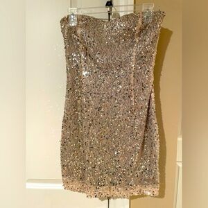 Trixxi Strapless Midi Size 1. Worn 1 time for homecoming.